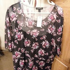 Lane Bryant Tops - Lane Bryant floral top Lane Bryant Tops - Lane Bryant floral top